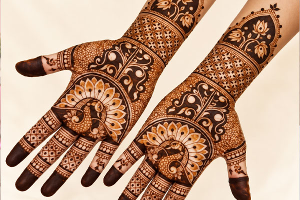 Traditional Indian bridal and party mehndi henna tattoo